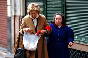 Norma Aleandro and Alejandra Manzo in Anita (2009)