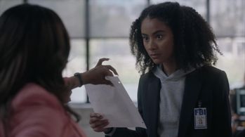 Niecy Nash and Michelle Núñez in The Rookie: Feds (2022)