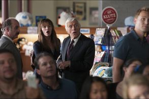 Dick Van Dyke and Jennifer Garner in Alexander and the Terrible, Horrible, No Good, Very Bad Day (2014)