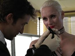 Noah Wyle and Patricia Thielemann in ER (1994)