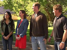 Chip Gaines and Joanna Gaines in Fixer Upper (2013)