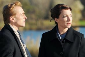 André Hennicke and Aglaia Szyszkowitz in Die Schatten, die dich holen (2011)