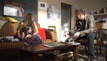 Pyotr Kislov, Luiza-Gabriela Brovina, and Anastasiya Borisova in Zdes kto-to est (2010)