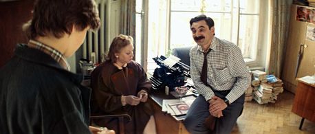 Fyodor Dunayevsky, Svetlana Kryuchkova, and Aleksandr Pankratov-Chyornyy in Courier (1986)