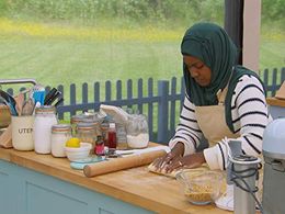 Nadiya Hussain in The Great British Baking Show (2010)
