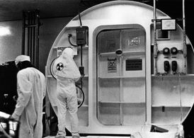Airlock at Nuclear Power Plant (Dark Circle)