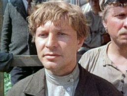 Sergey Koltakov in V strelyayushchey glushi (1986)