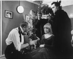 Robert Quarry, John Garrie, and Natasha Pyne in Madhouse (1974)