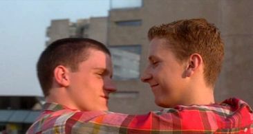 Glen Berry and Scott Neal in Beautiful Thing (1996)