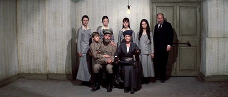 Lynne Frederick, Fiona Fullerton, Candace Glendenning, Michael Jayston, Ania Marson, Roderic Noble, Janet Suzman, and Ti
