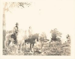 Gary Cooper and Betty Jewel in Arizona Bound (1927)