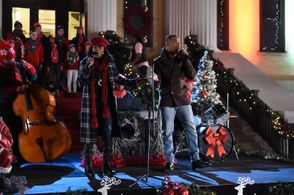Tatyana Ali and Cornelius Smith Jr. in Jingle Belle (2018)