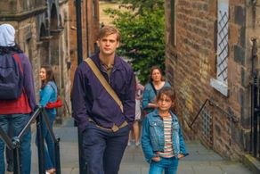 Leo Woodall and Billie Gadsdon in One Day (2024)