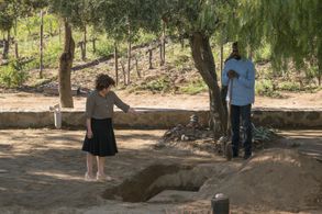 Colman Domingo and Marlene Forte in Fear the Walking Dead (2015)
