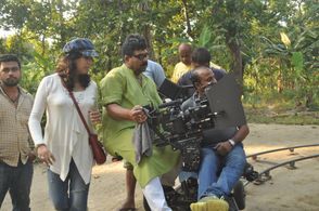 Reshmi Mitra in Hotath Dekha (2017)