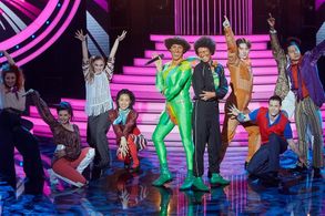 Roman Vojtek and Adéla Gondíková in Tvoje tvár má známý hlas (2016)