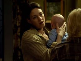 Robin Brûlé and Jessica Tyler in Degrassi: The Next Generation (2001)