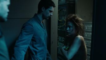 Still of Steven Strait, Laura Mayz, Wes Chatham on the Expanse (2017)