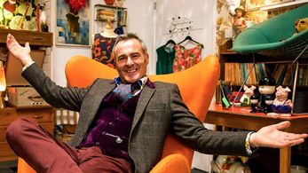 Paul Martin in Curiosity (2019)