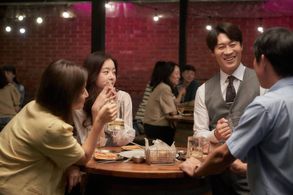 Han Sun-hwa and Jin Seon-kyu in Honey Sweet (2023)