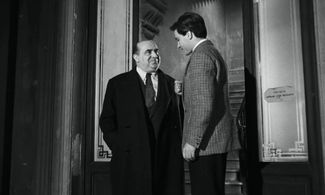 Luciano Marin and Fernand Sardou in The Overtaxed (1959)