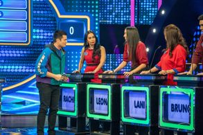 Dingdong Dantes, Lani Lobangco, Rachel Lobangco, and Leona Lobangco in Family Feud Philippines (2022)