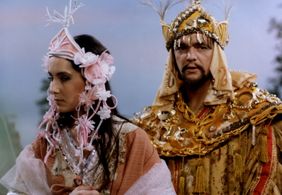 Jirí Bartoska and Zora Jandová in Chán Sulejmán a víla Fatmé (1985)