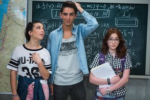Bar Miniely, Maya Bachowski, and Omer Hazan in My Sister Skipped a Grade (2017)
