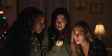 Malaika Hennie, Victoria Mero, and Shelby Handley in It's Me, Billy