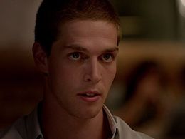 Wade Briggs in Please Like Me (2013)