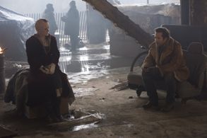 Richard Gunn and Madeleine Martin in Hemlock Grove (2013)