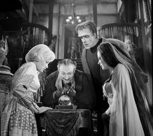 Yvonne De Carlo, Fred Gwynne, Al Lewis, and Beverley Owen in The Munsters (1964)