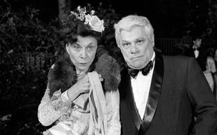 Dionísio Azevedo and Yara Cortes in Dona Xepa (1977)