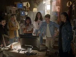 Gregg Sulkin, Ariela Barer, Clarissa Thibeaux, Lyrica Okano, Virginia Gardner, and Allegra Acosta in Runaways: Rite of T