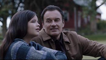 Julian McMahon and YaYa Gosselin in FBI: Most Wanted (2020)