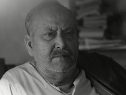 Haren Chatterjee in The Big City (1963)