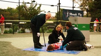 Elisabeth Shue, Robert David Hall, Brit Shaw, and David Berman in CSI: Crime Scene Investigation (2000)
