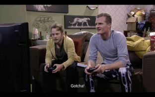 Still of Jacques Adriaanse and Garion Dowds in Binnelanders s17