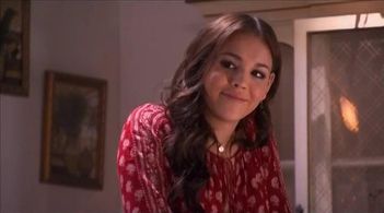 Danna Paola in ¿Quién es quién? (2015)