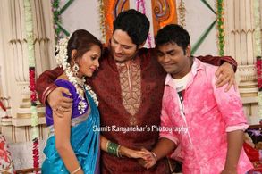 Rajesh Shringarpure, Kushal Badrike, and Khushboo Tawde in Love Factor (2014)