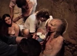 Jessica Dollarhide and Jonathan Fuller in VideoZone (1989)