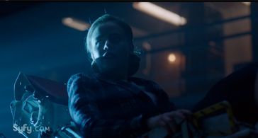 Amanda Schull in 12 Monkeys (2015)