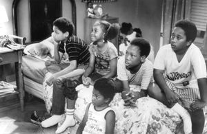 Zelda Harris, Christopher Knowings, Sharif Rashed, Tse-Mach Washington, and Carlton Williams in Crooklyn (1994)