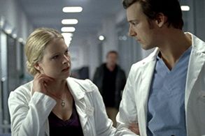 Diana Amft and Florian David Fitz in Doctor's Diary (2008)