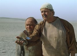 Evgeniy Leonov and Yuriy Yakovlev in Kin-dza-dza! (1986)