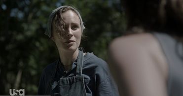 Ellen Adair as Bess McTeer in 