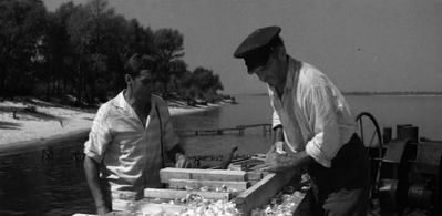 Pyotr Glebov and Gennadi Karnovich-Valua in A teper sudi... (1967)