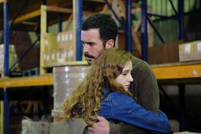 Baris Arduç and Ahsen Eroglu in Kuzgun: 11.Bölüm (2019)