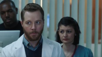 Steven Reddington in The Resident S1-E9