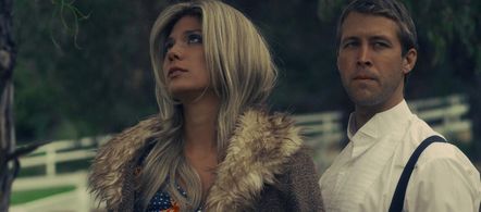 Robert W. Evans and Jessica Jade Andres in Malibu Road (2021)